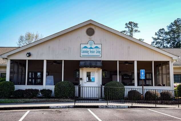 Cumming Health and Rehab: Services and Facilities